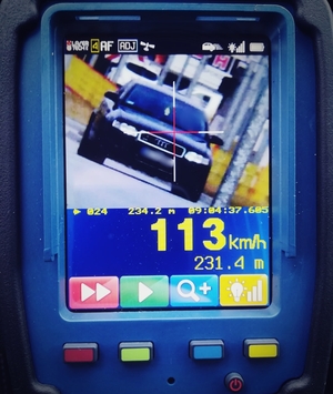 Zrzut ekranu z urządzenia do ręcznego mierzenia prędkości